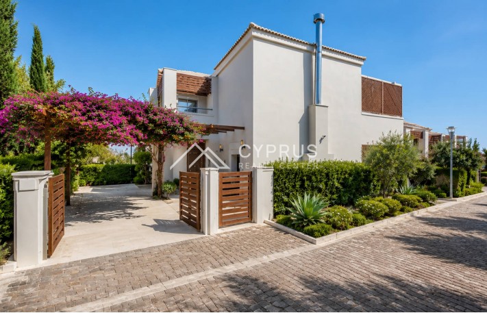 Four bedroom villa in Limassol, Amathusia