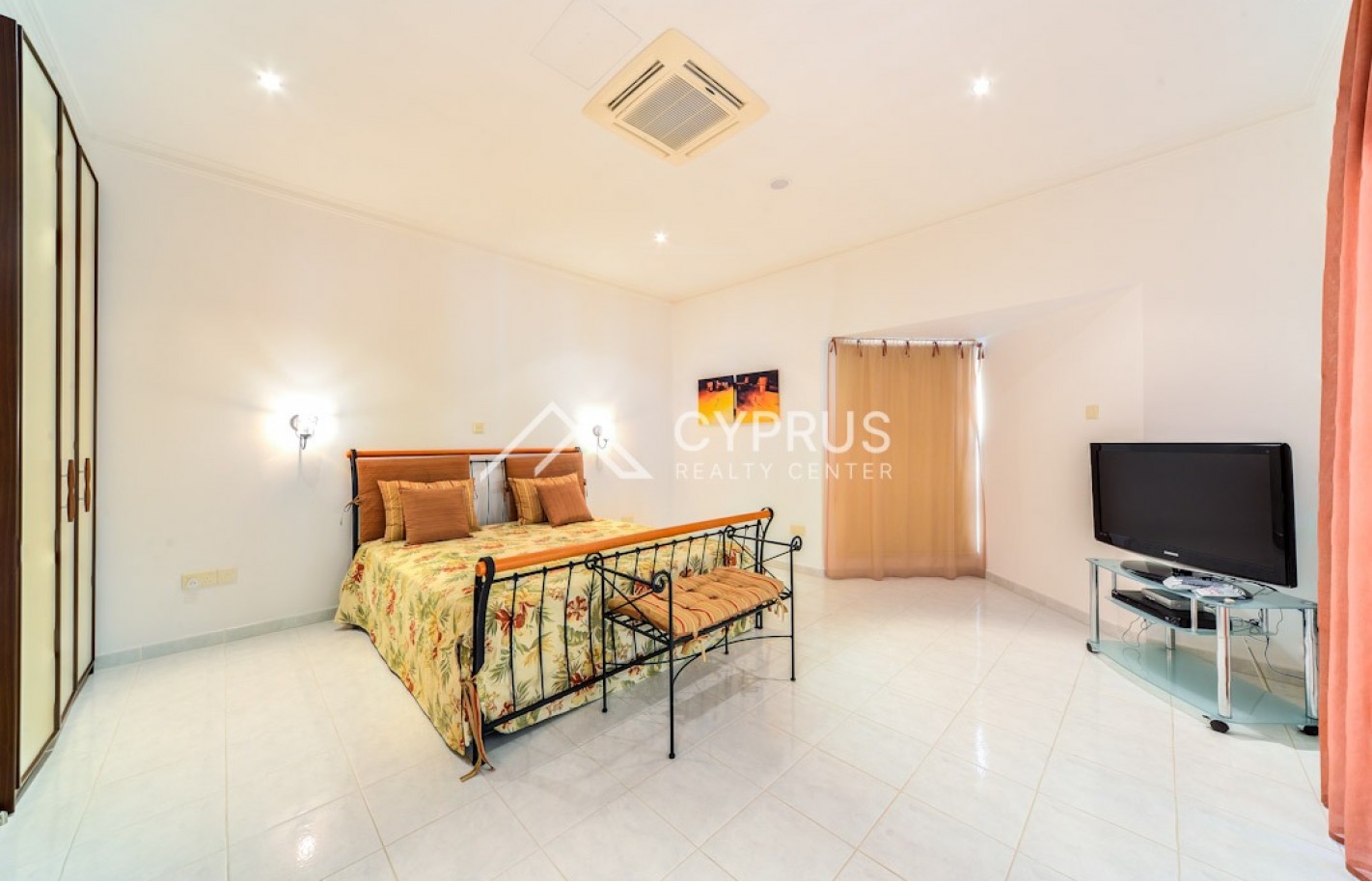 Роскошная 5 спальная вилла в Лимассоле, Amathusia - фото 44