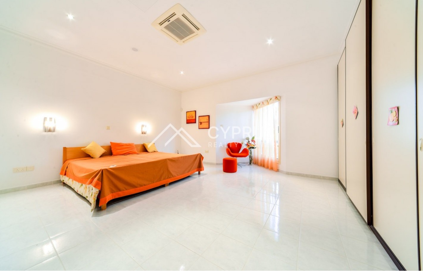 Роскошная 5 спальная вилла в Лимассоле, Amathusia - фото 32