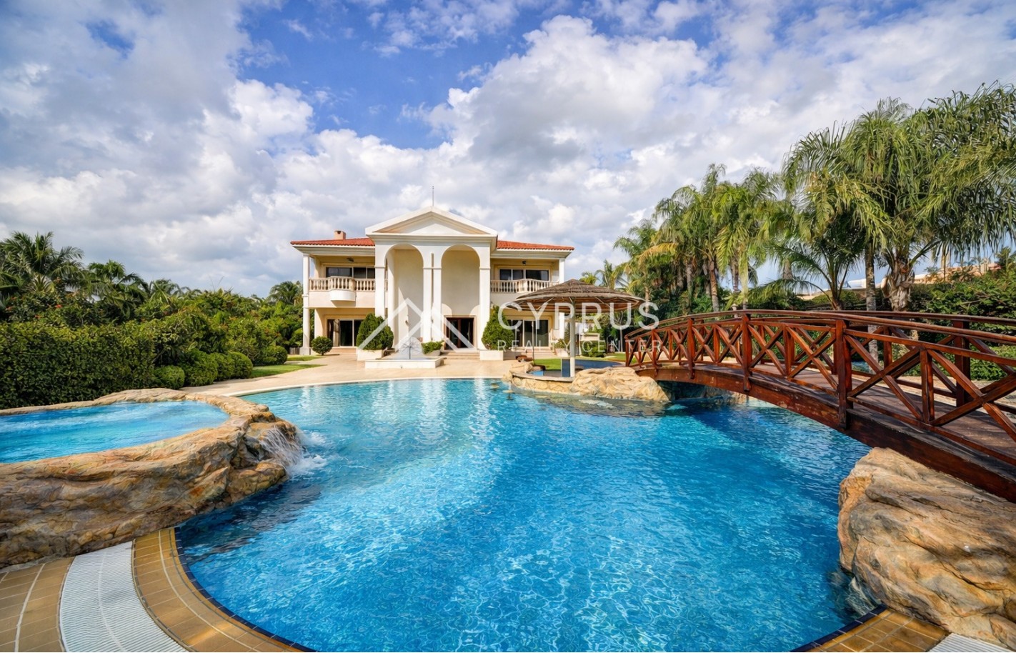 Luxury 5 bedroom villa in Limassol, Amathusia - фото 27