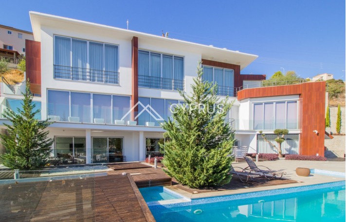 Villa in Limassol with 5 bedrooms, Germasogeia