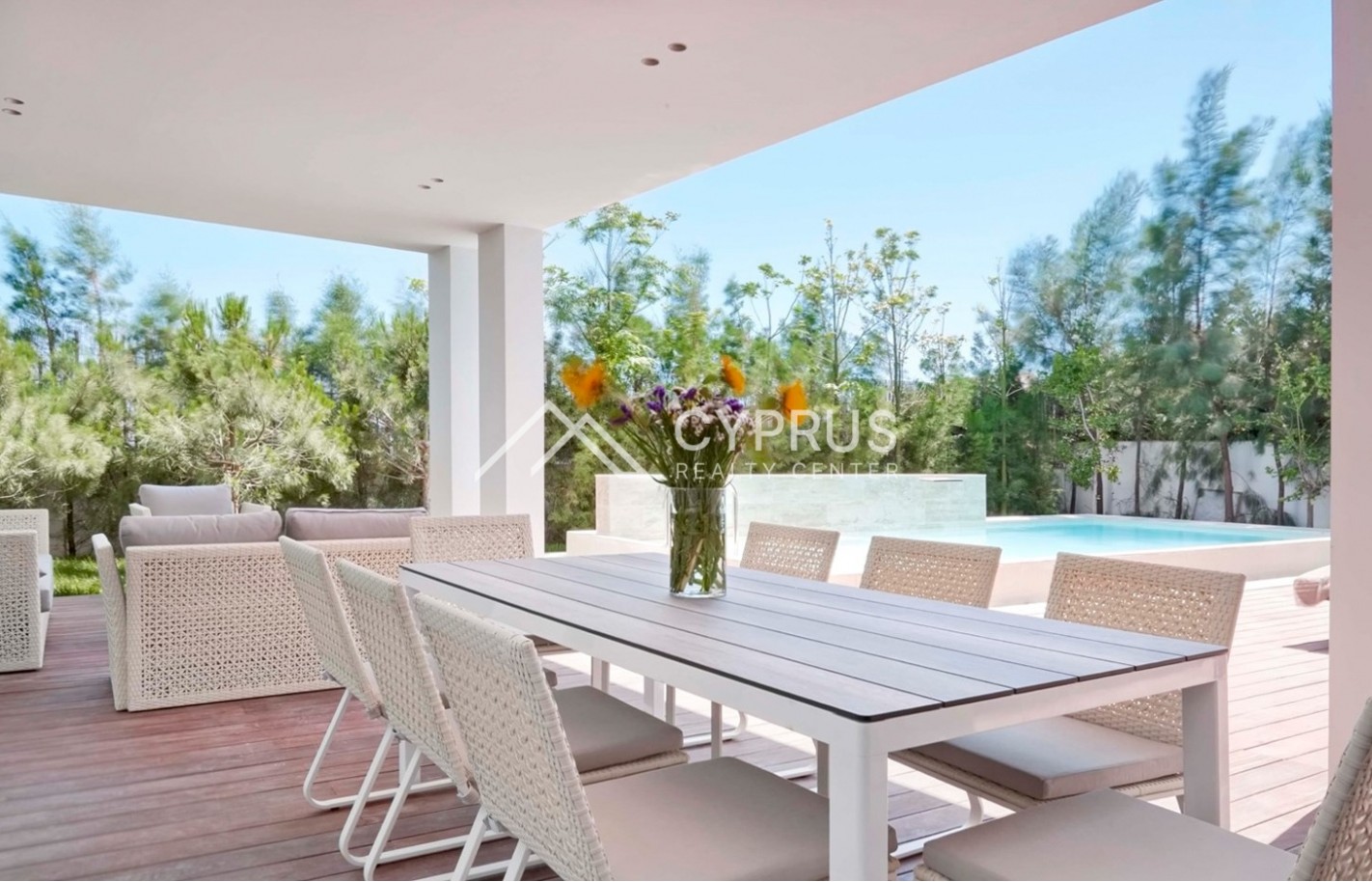 Villa in Limassol with 4 bedrooms, Potamos Germasogeia - фото 40