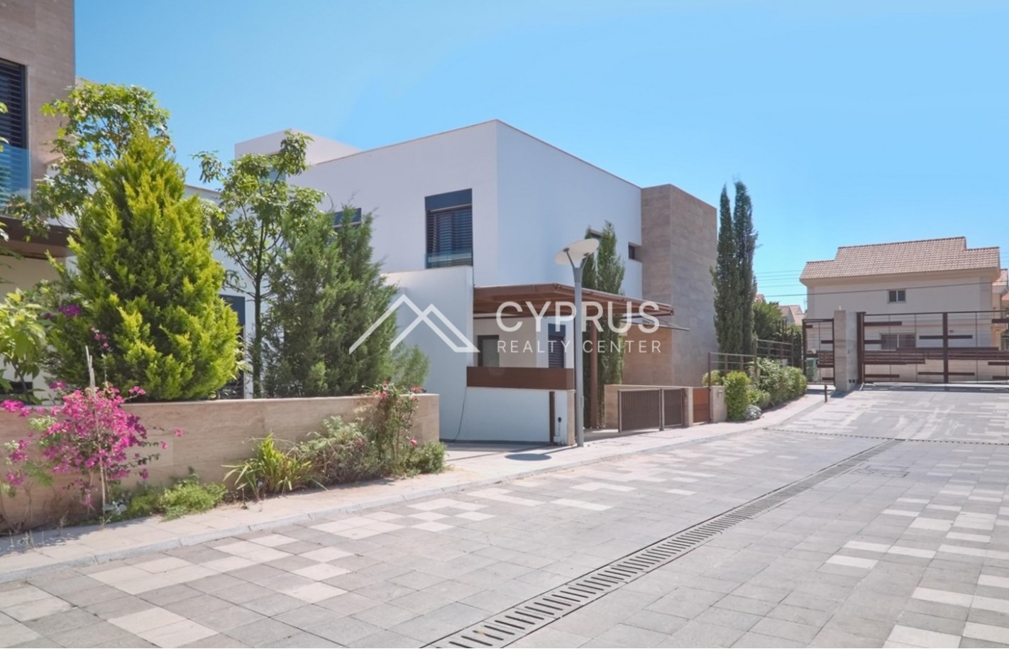 Villa in Limassol with 4 bedrooms, Potamos Germasogeia - фото 44