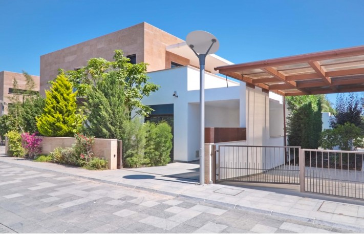 Вилла в Лимассоле с 4 спальнями, Potamos Germasogeia