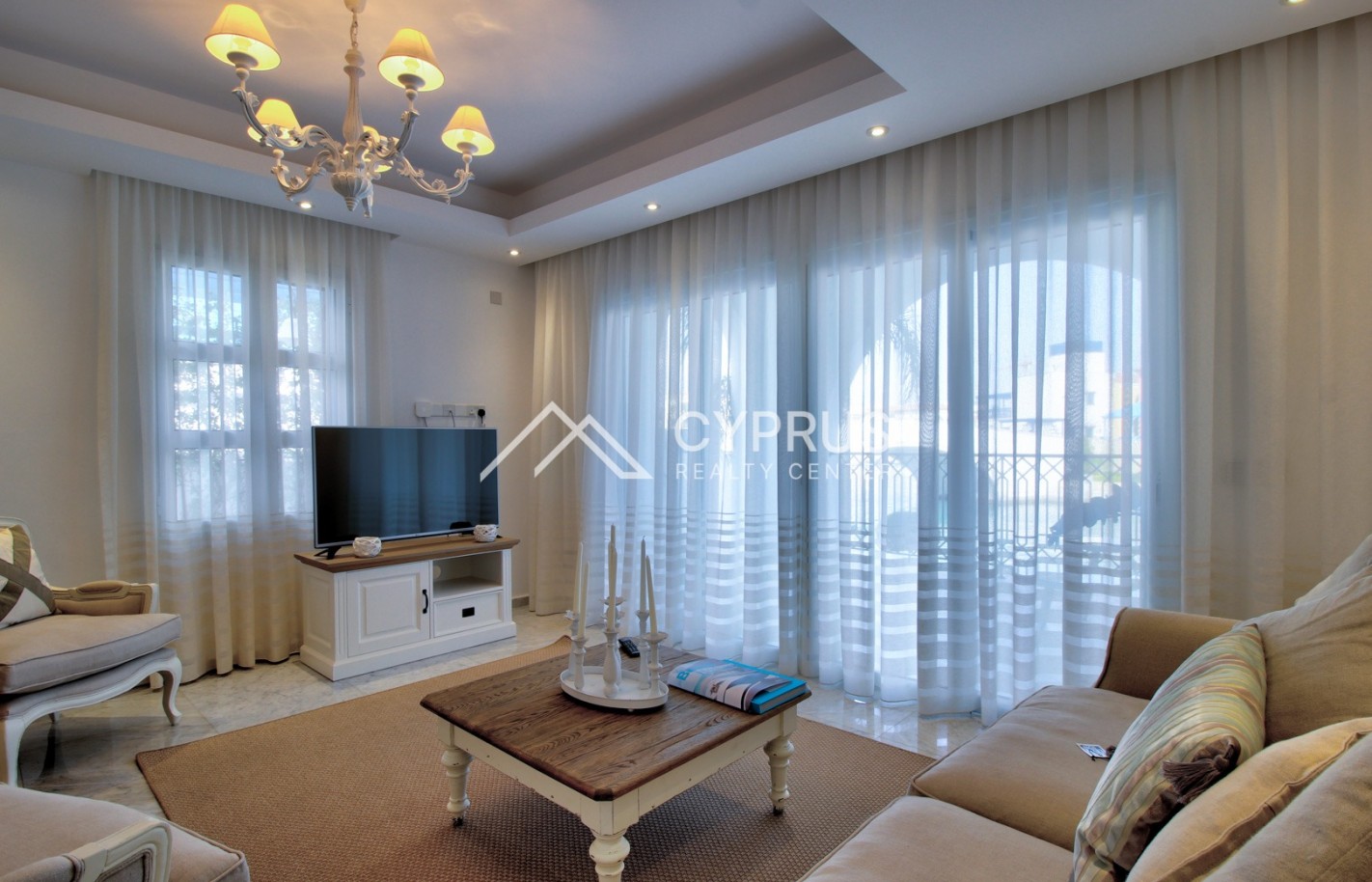 Luxury villa with 2 bedrooms in Limassol, Limassol Marina - фото 1