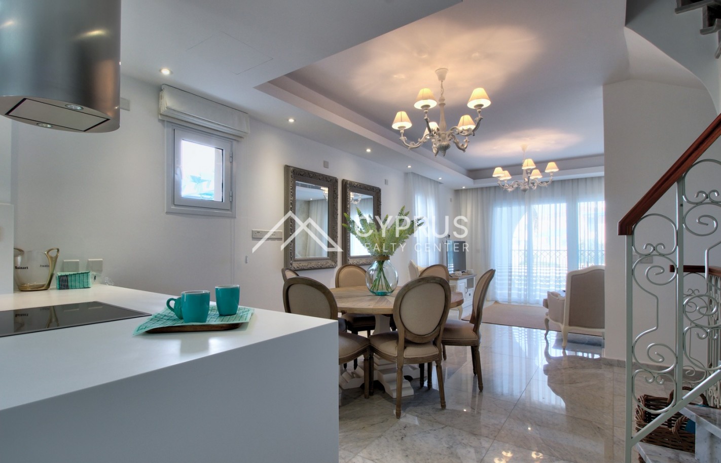 Luxury villa with 2 bedrooms in Limassol, Limassol Marina - фото 5