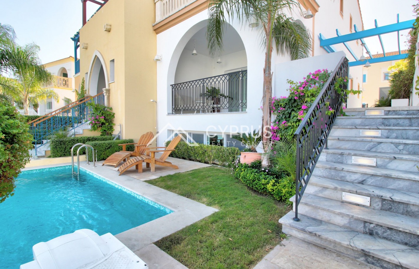 Luxury villa with 2 bedrooms in Limassol, Limassol Marina - фото 22