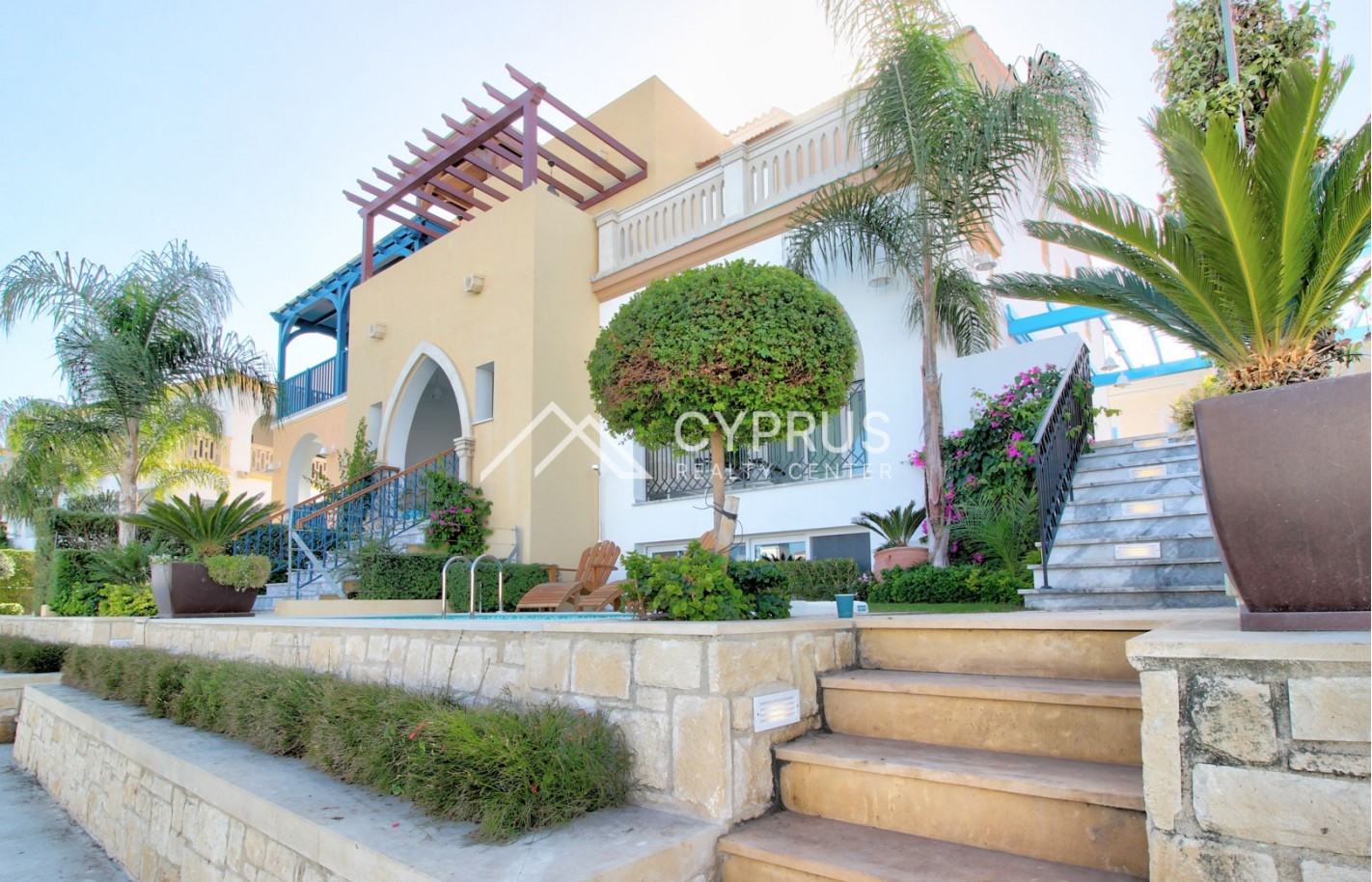 Luxury villa with 2 bedrooms in Limassol, Limassol Marina - фото 24