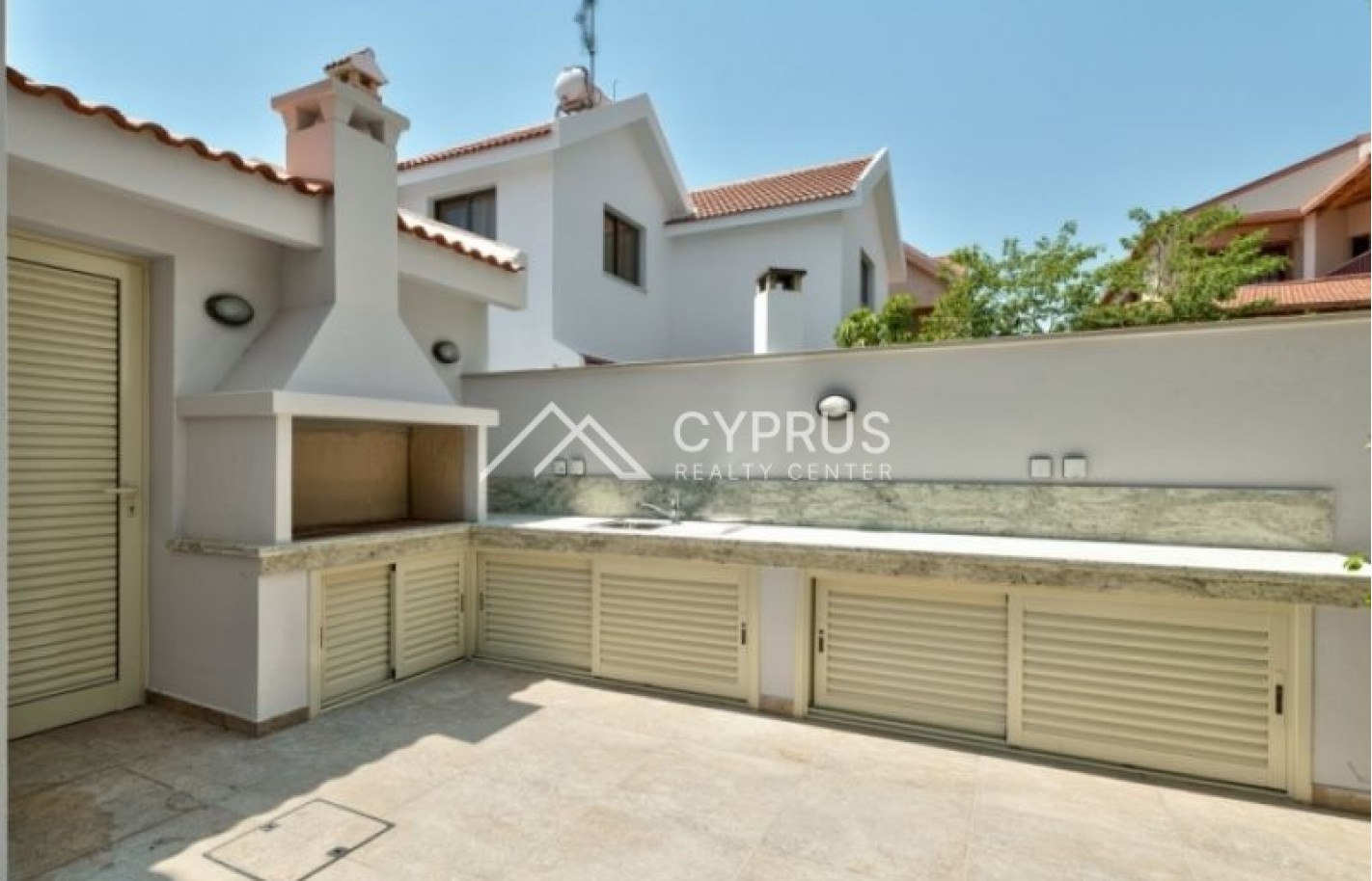 Villa in Limassol with 4 bedrooms, Potamos Germasogeia - фото 14