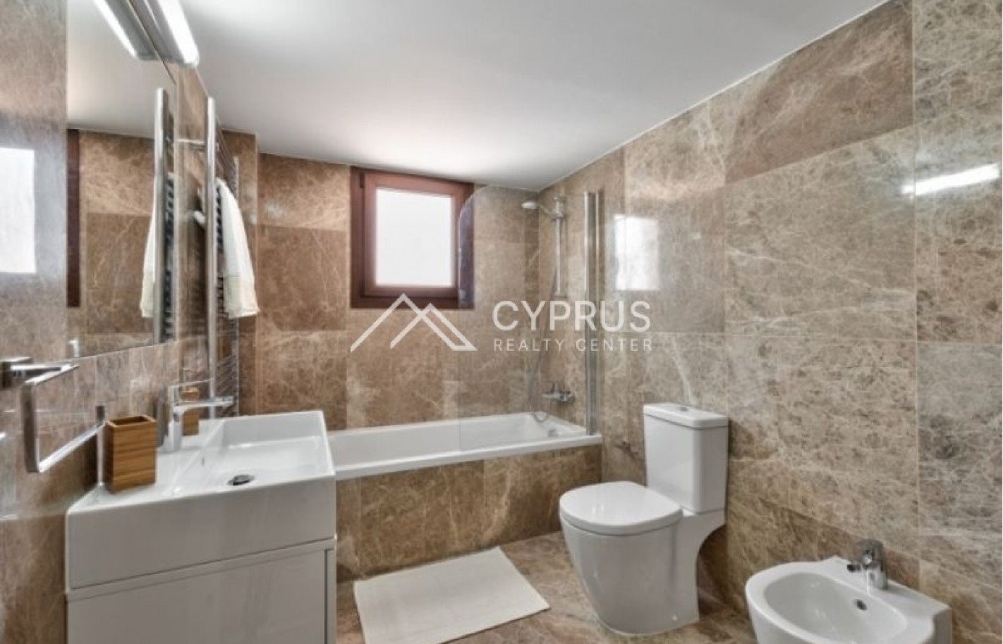 Villa in Limassol with 4 bedrooms, Potamos Germasogeia - фото 13