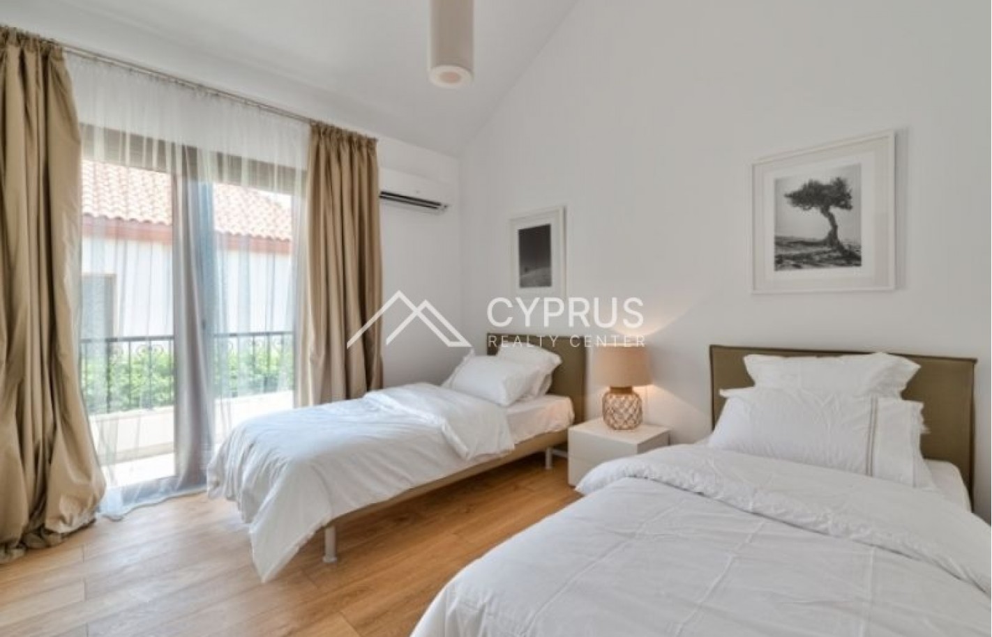 Villa in Limassol with 4 bedrooms, Potamos Germasogeia - фото 5