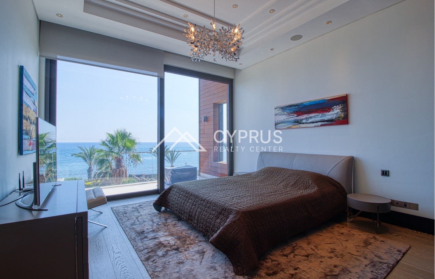Luxury villa in Limassol with 5 bedrooms, East Beach - фото 12