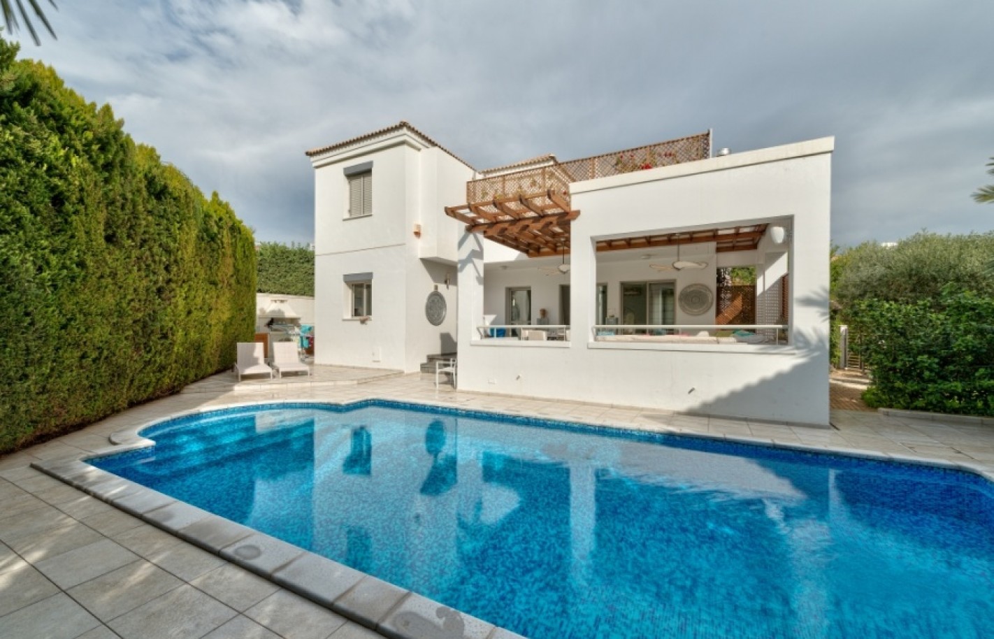 Three bedroom villa in Limassol, Amathusia