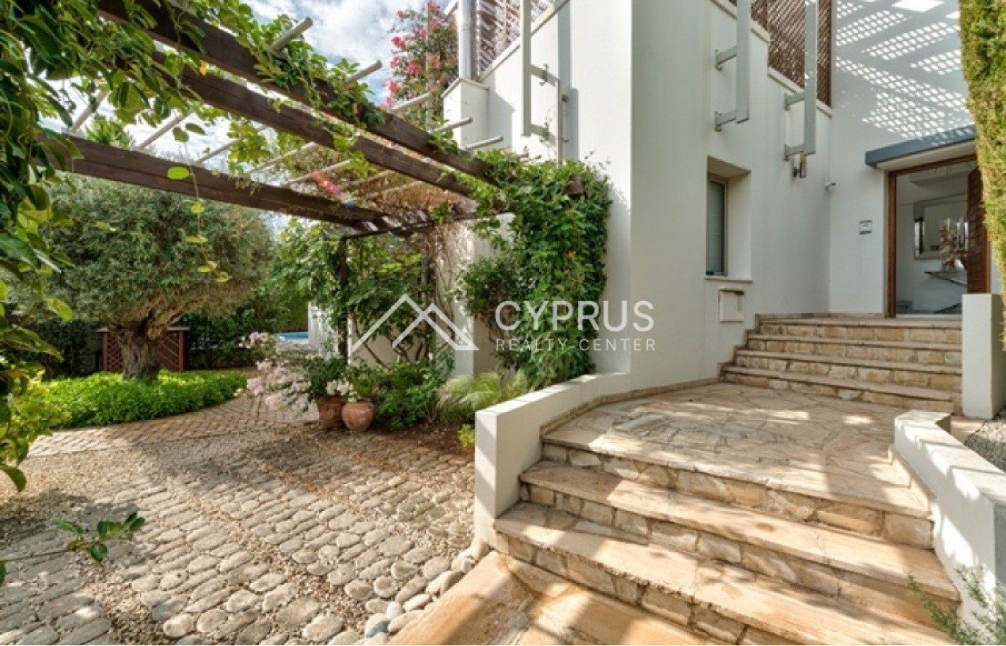 Three bedroom villa in Limassol, Amathusia - фото 19