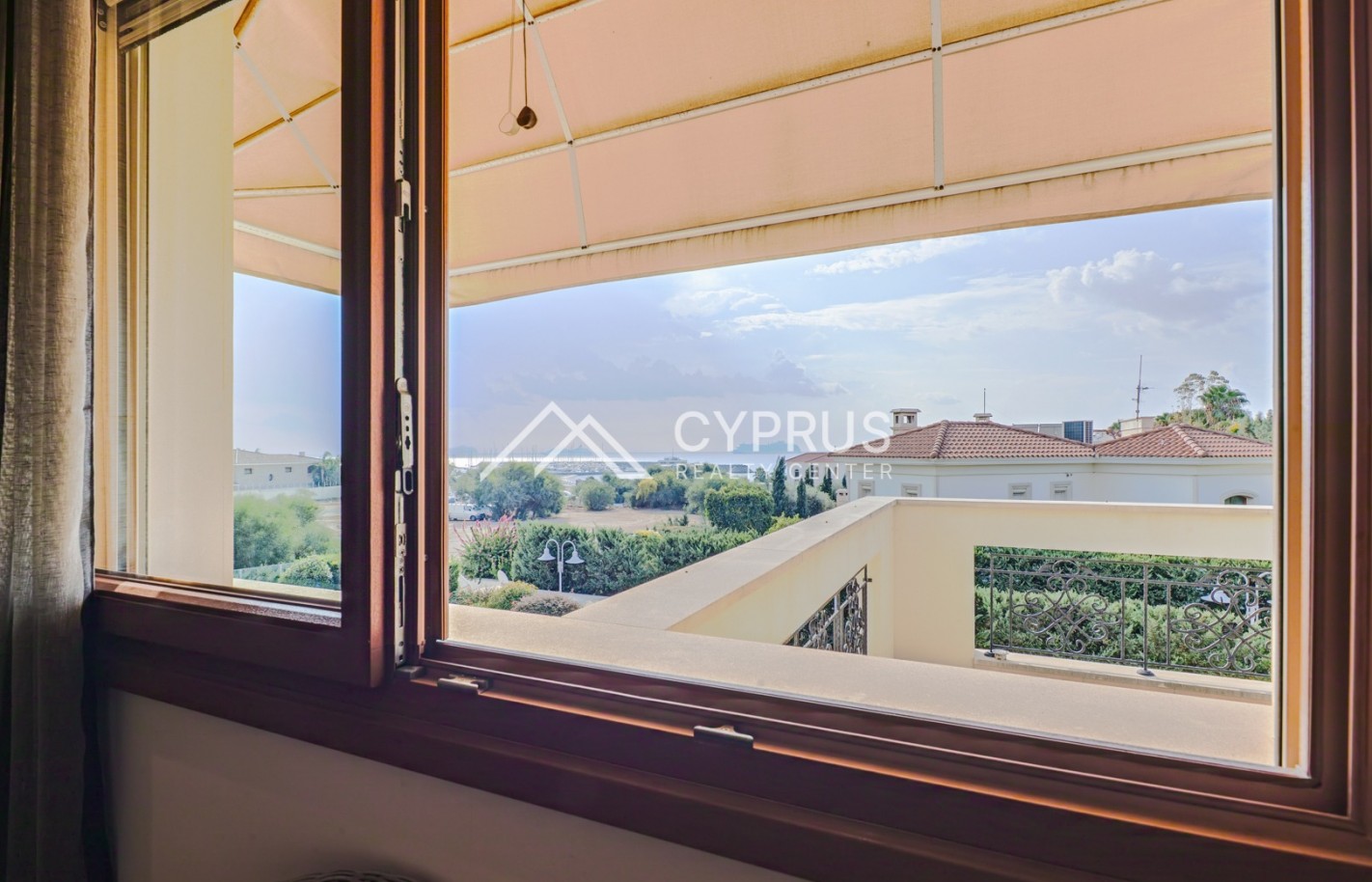 Villa in Limassol with 5 bedrooms, East Beach - фото 28