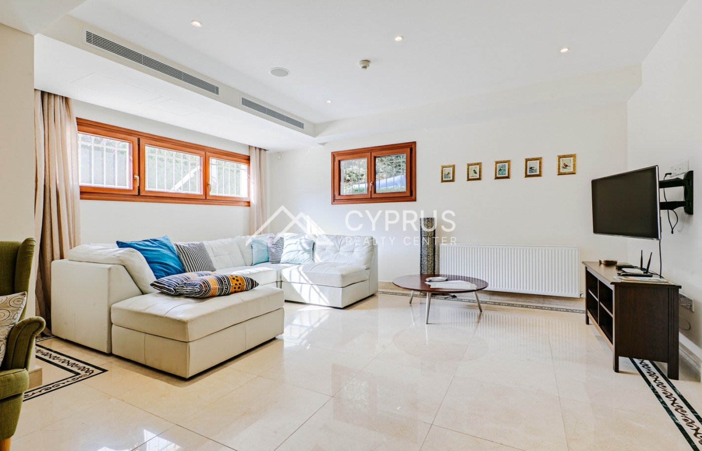 Villa in Limassol with 5 bedrooms, East Beach - фото 7