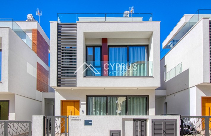 Вилла в Лимассоле с 3 спальнями, Mesa Gitonia