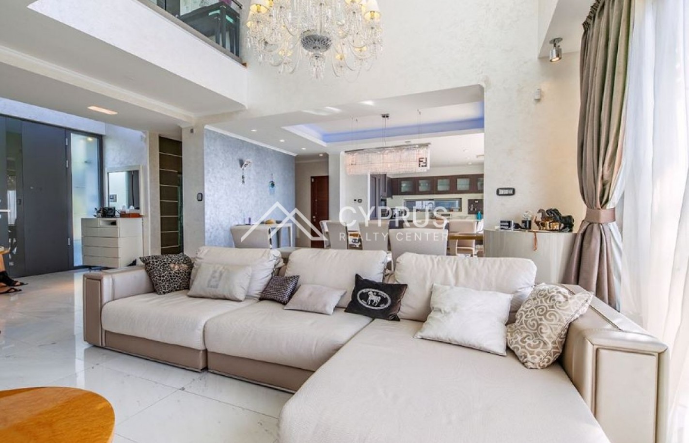 Villa in Limassol with 4 bedrooms, Agios Tychonas