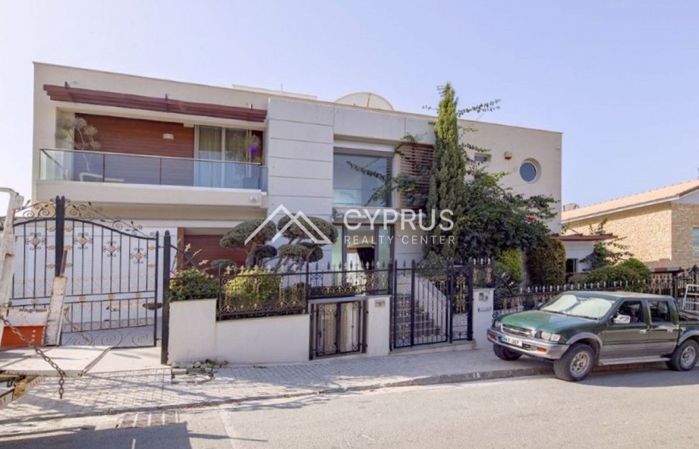 Villa in Limassol with 4 bedrooms, Agios Tychonas - фото 32