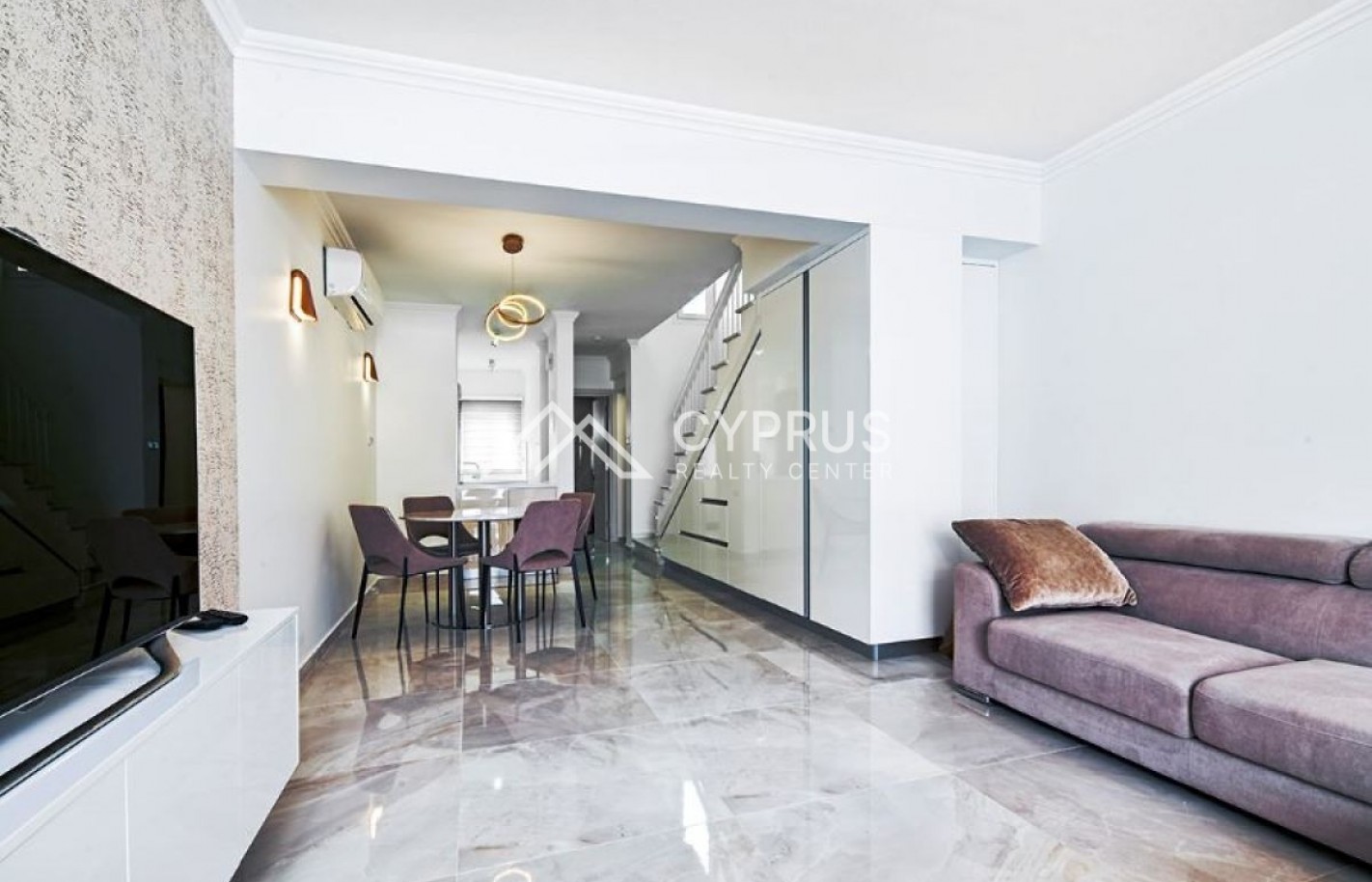 Villa with 4 bedrooms in Limassol, Amathusia - фото 9