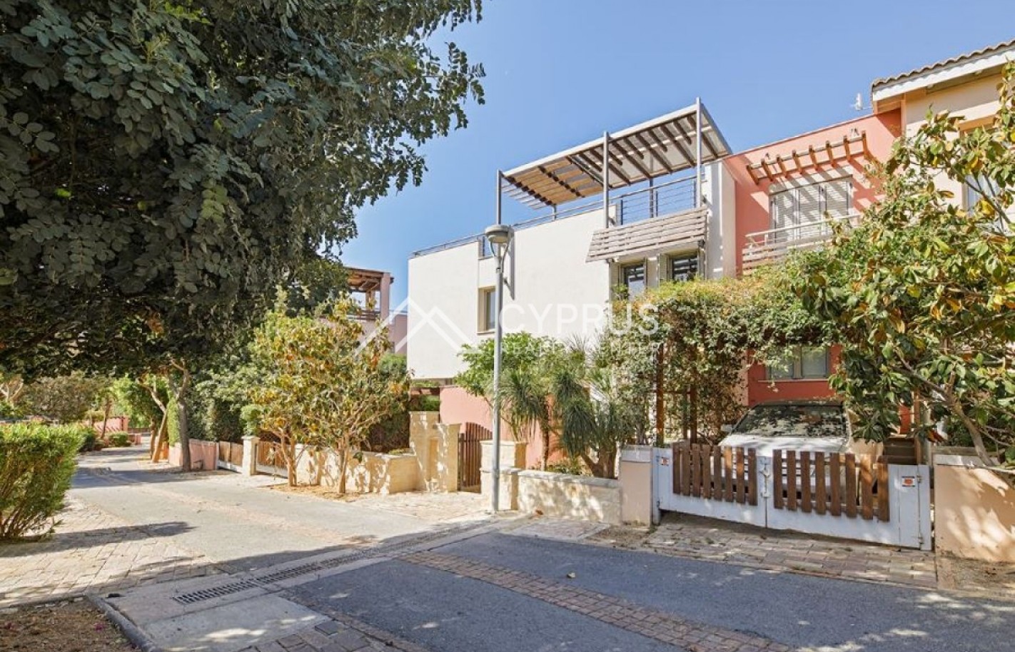 Villa with 4 bedrooms in Limassol, Amathusia