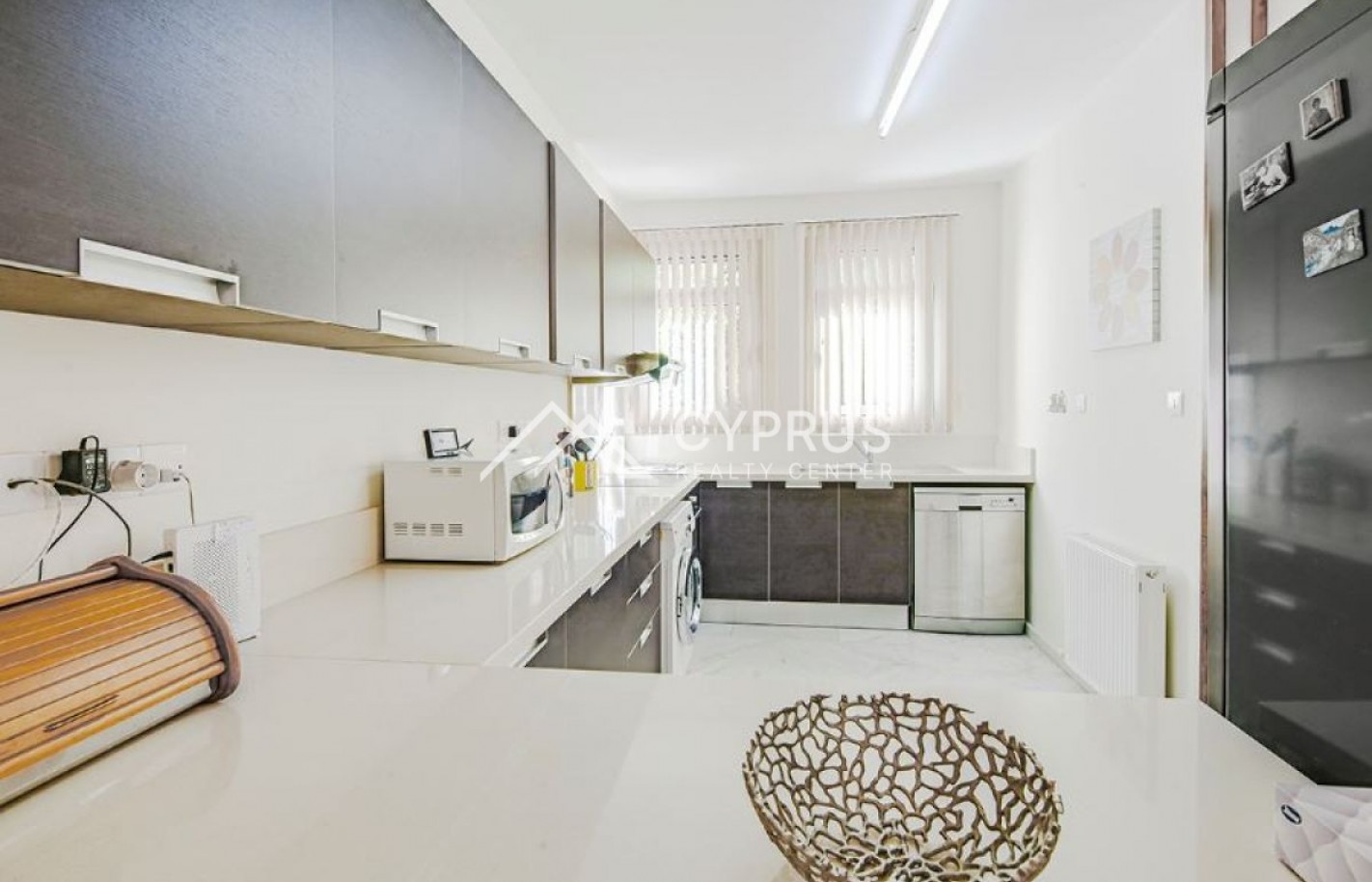 Villa with 4 bedrooms in Limassol, Amathusia - фото 6