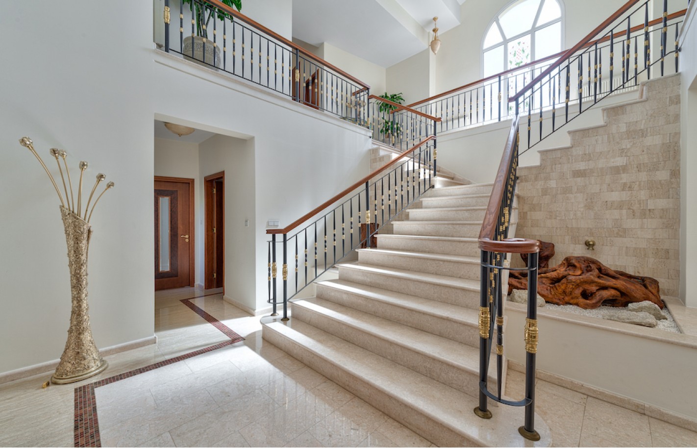 Роскошная вилла в Лимассоле с 5 спальнями, Agios Tychonas - фото 25