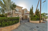 Luxury villa with 5 bedrooms in Limassol, Agios Tychonas - фото 30