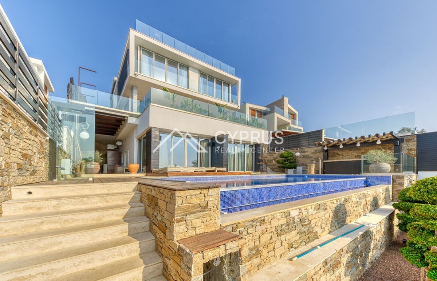 Luxury villa in Limassol with 6 bedrooms, Agios Tychonas - фото 62