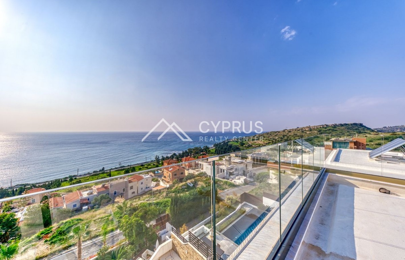 Luxury villa in Limassol with 6 bedrooms, Agios Tychonas - фото 49