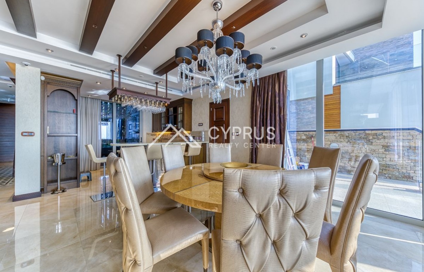 Luxury villa in Limassol with 6 bedrooms, Agios Tychonas - фото 11