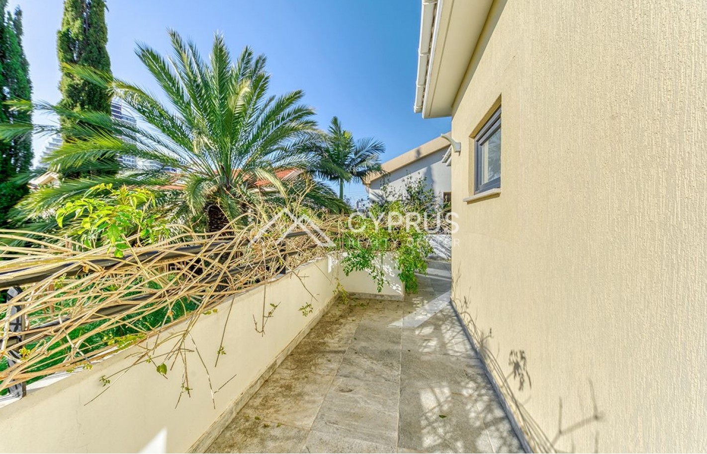 Three bedroom villa in Limassol, Potamos Germasogeia - фото 31
