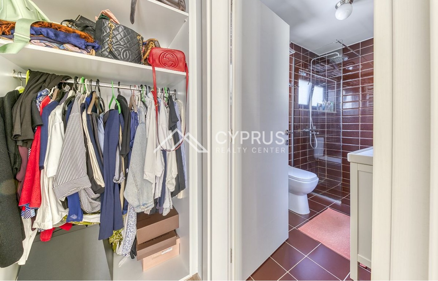 Three bedroom villa in Limassol, Potamos Germasogeia - фото 7