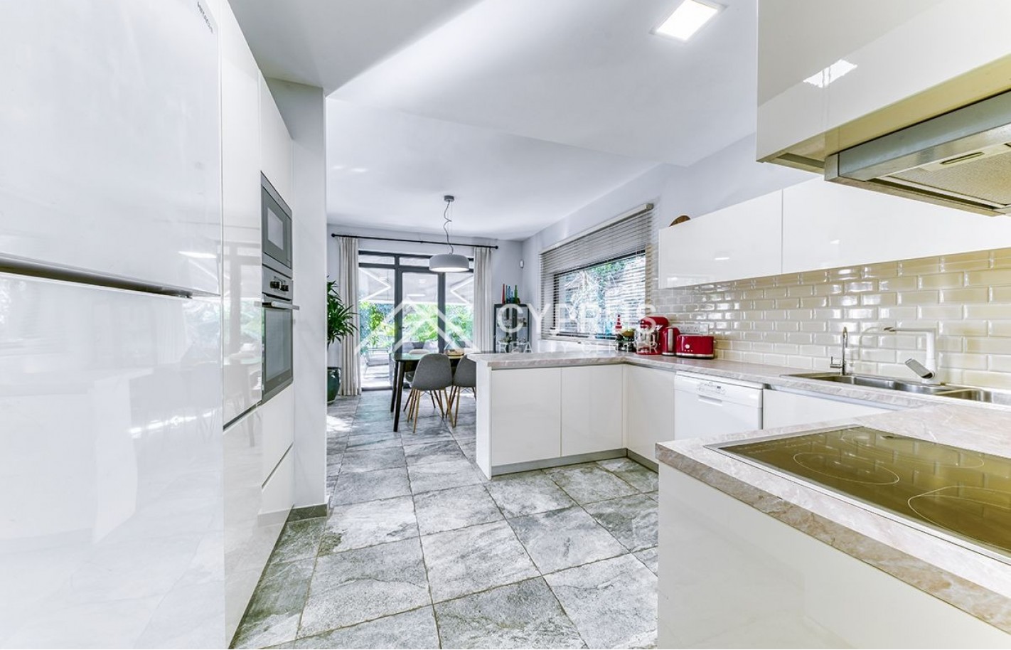 Three bedroom villa in Limassol, Potamos Germasogeia - фото 12