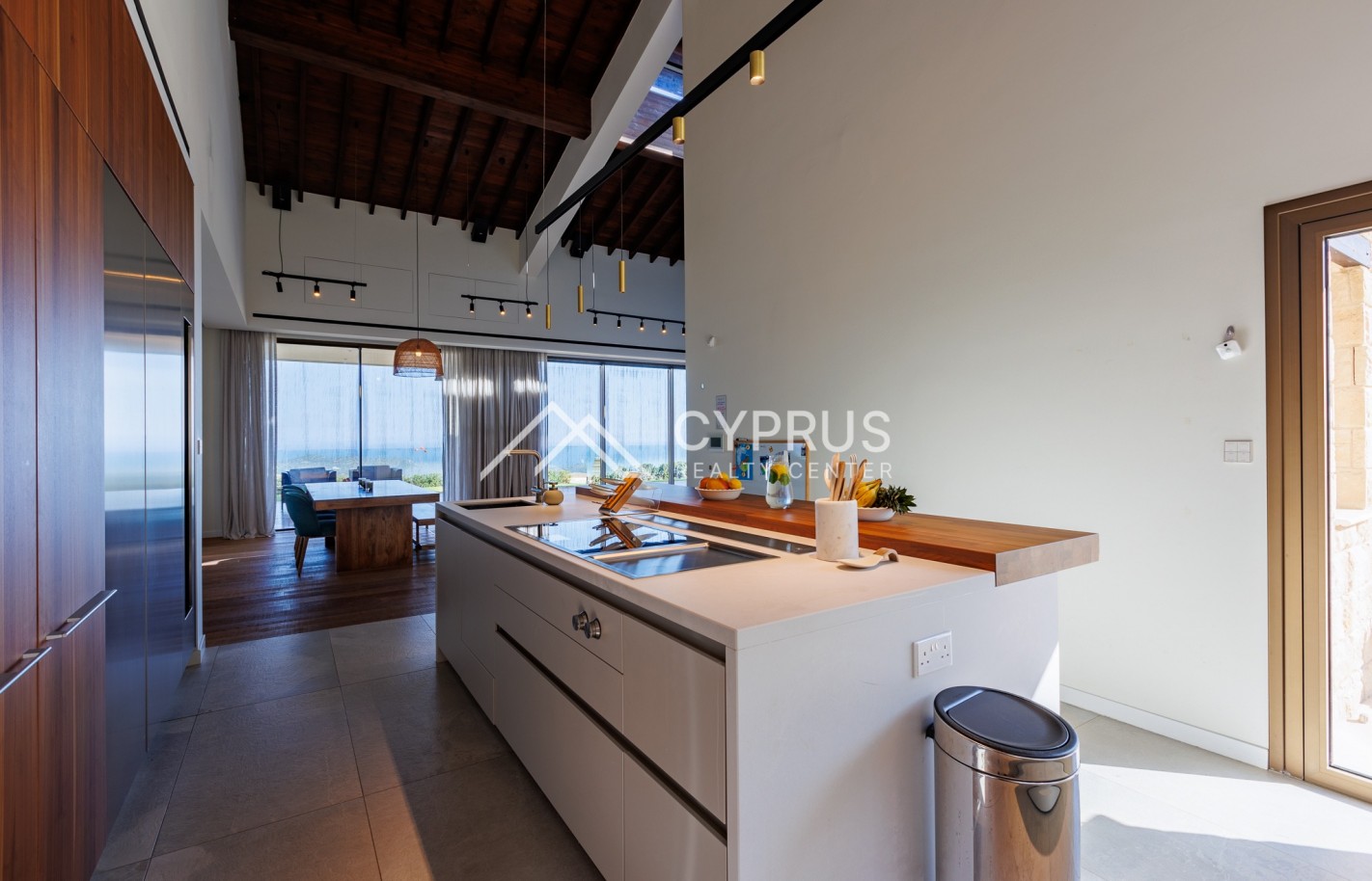 Перевод Villa in Limassol with 4 bedrooms, Parekklisia - фото 18