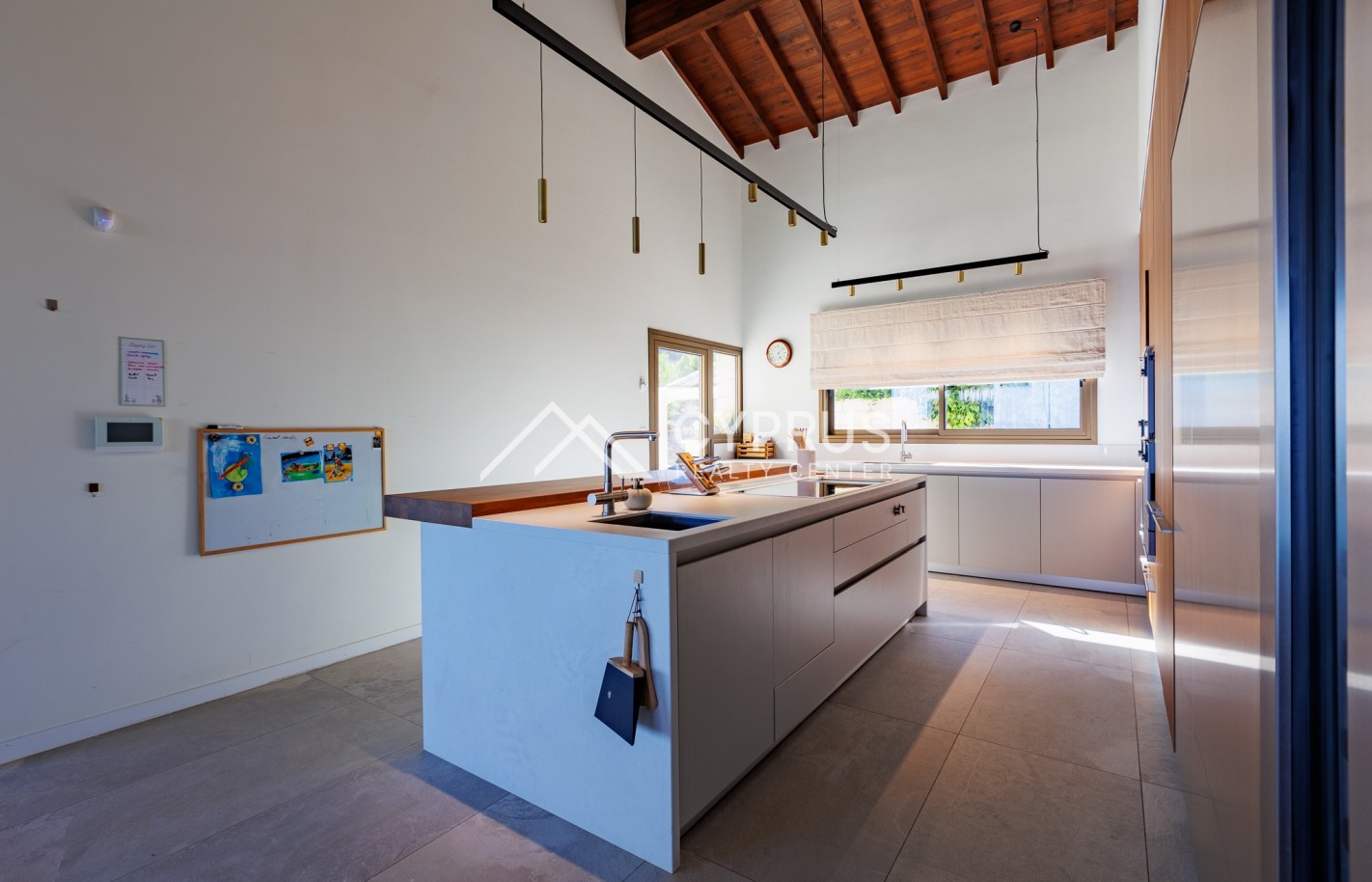 Перевод Villa in Limassol with 4 bedrooms, Parekklisia - фото 22