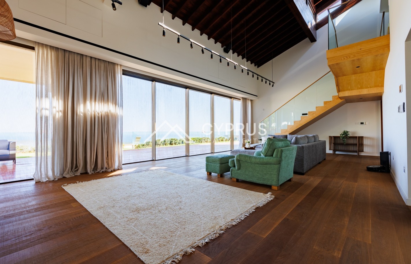 Перевод Villa in Limassol with 4 bedrooms, Parekklisia - фото 4