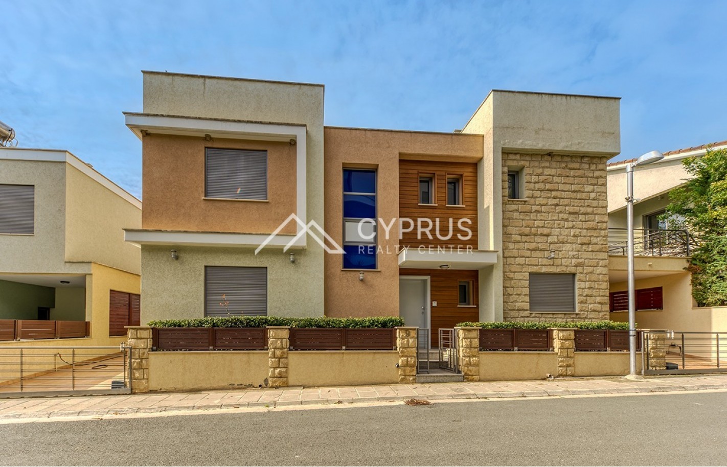 Three bedroom villa in Limassol, Agios Tychonas - фото 1