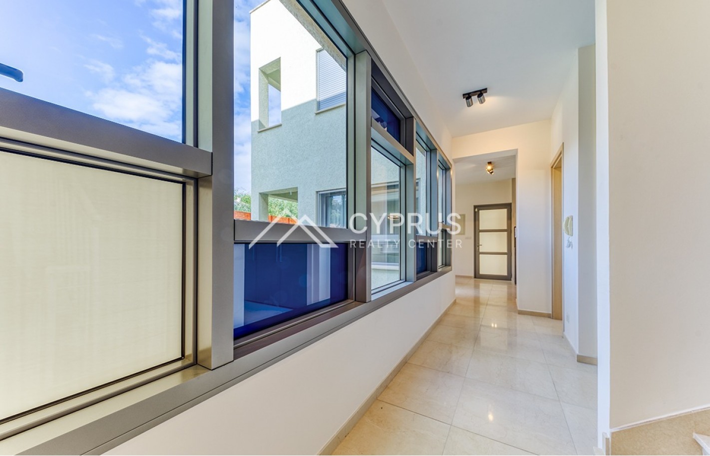 Three bedroom villa in Limassol, Agios Tychonas - фото 5