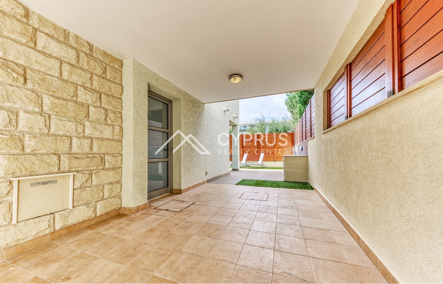 Three bedroom villa in Limassol, Agios Tychonas - фото 23