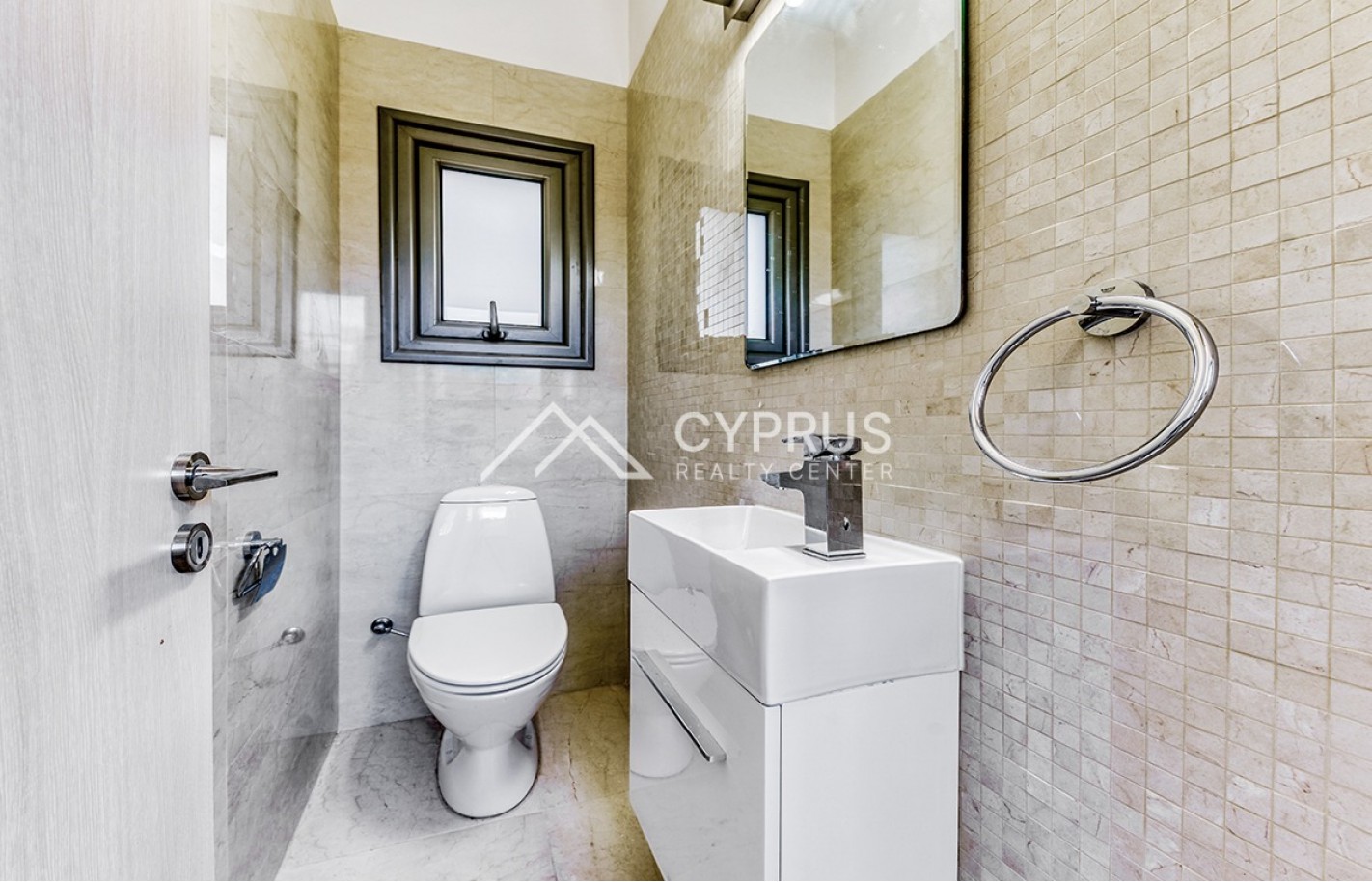 Three bedroom villa in Limassol, Agios Tychonas - фото 27