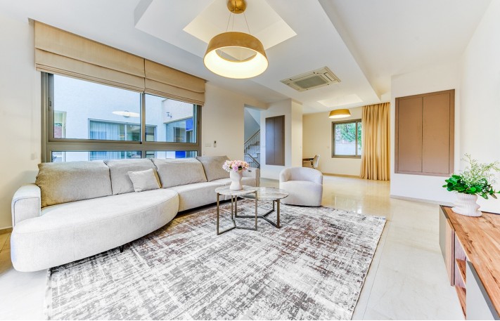 Трехспальная вилла в Лимассоле, Agios Tychonas