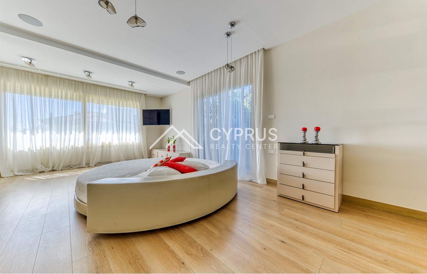  Вилла в Лимассоле с 5 спальнями, Agios Tychonas - фото 27