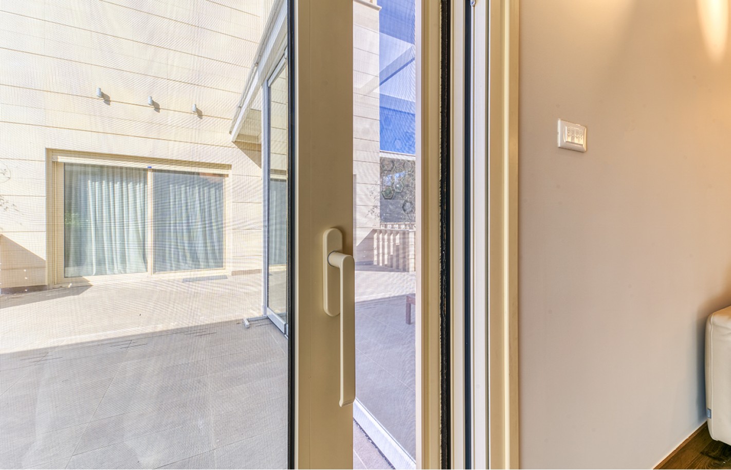  Вилла в Лимассоле с 5 спальнями, Agios Tychonas - фото 12