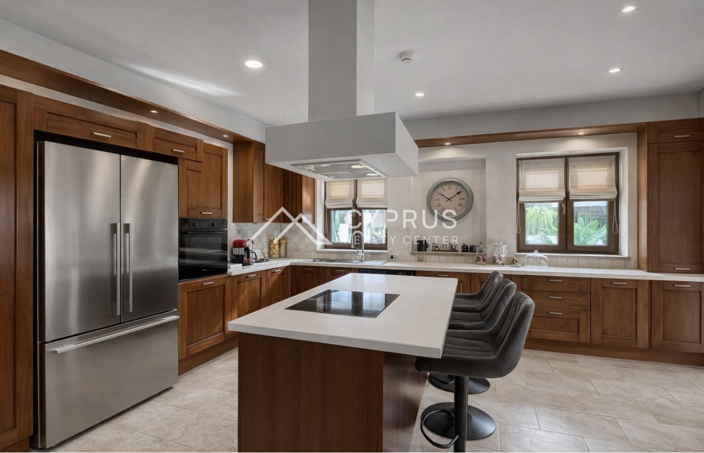 Five bedroom villa in Limassol, Agia Fyla - фото 12