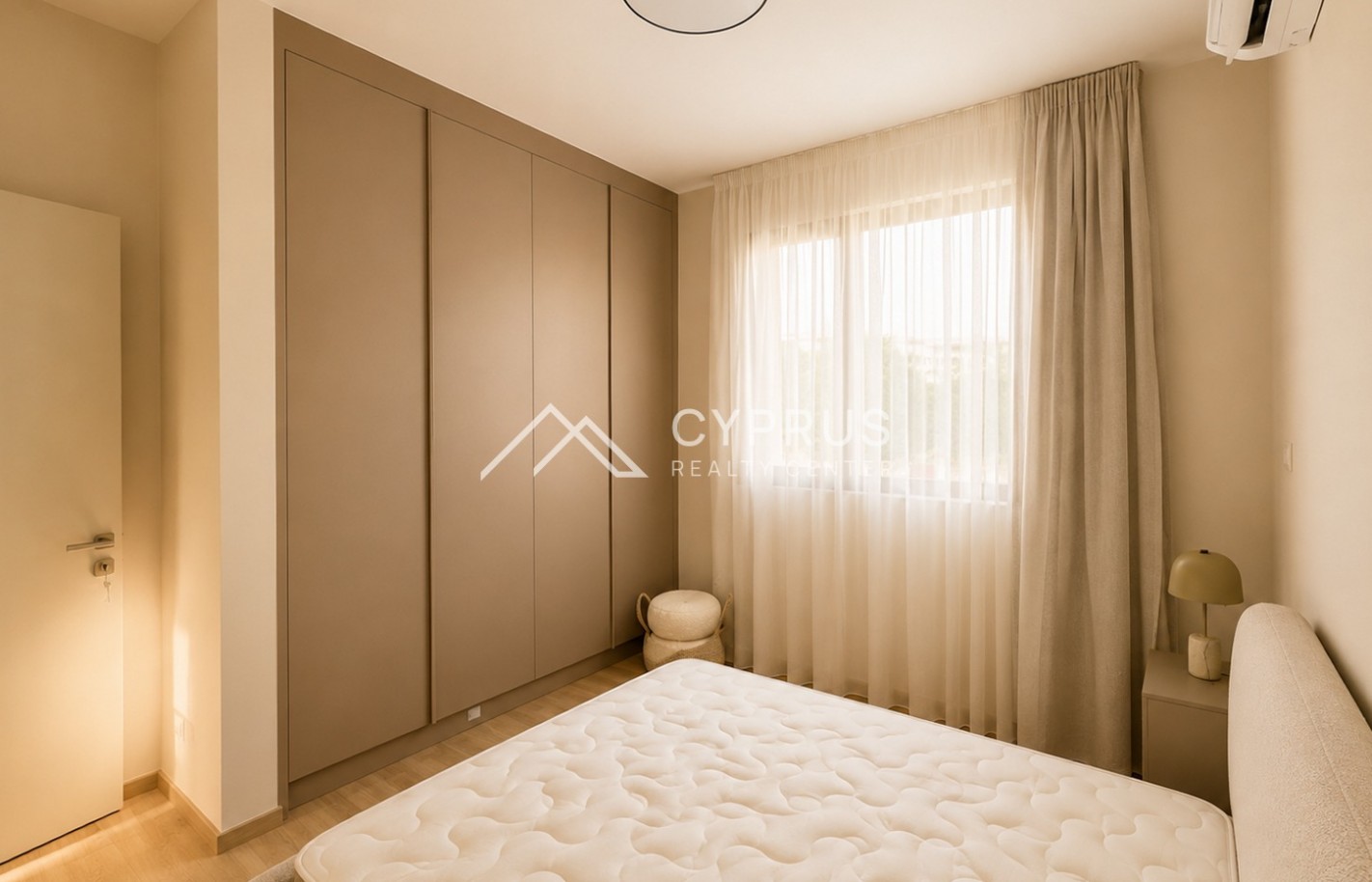 Villa in Limassol with 4 bedrooms, Agios Tychonas - фото 8