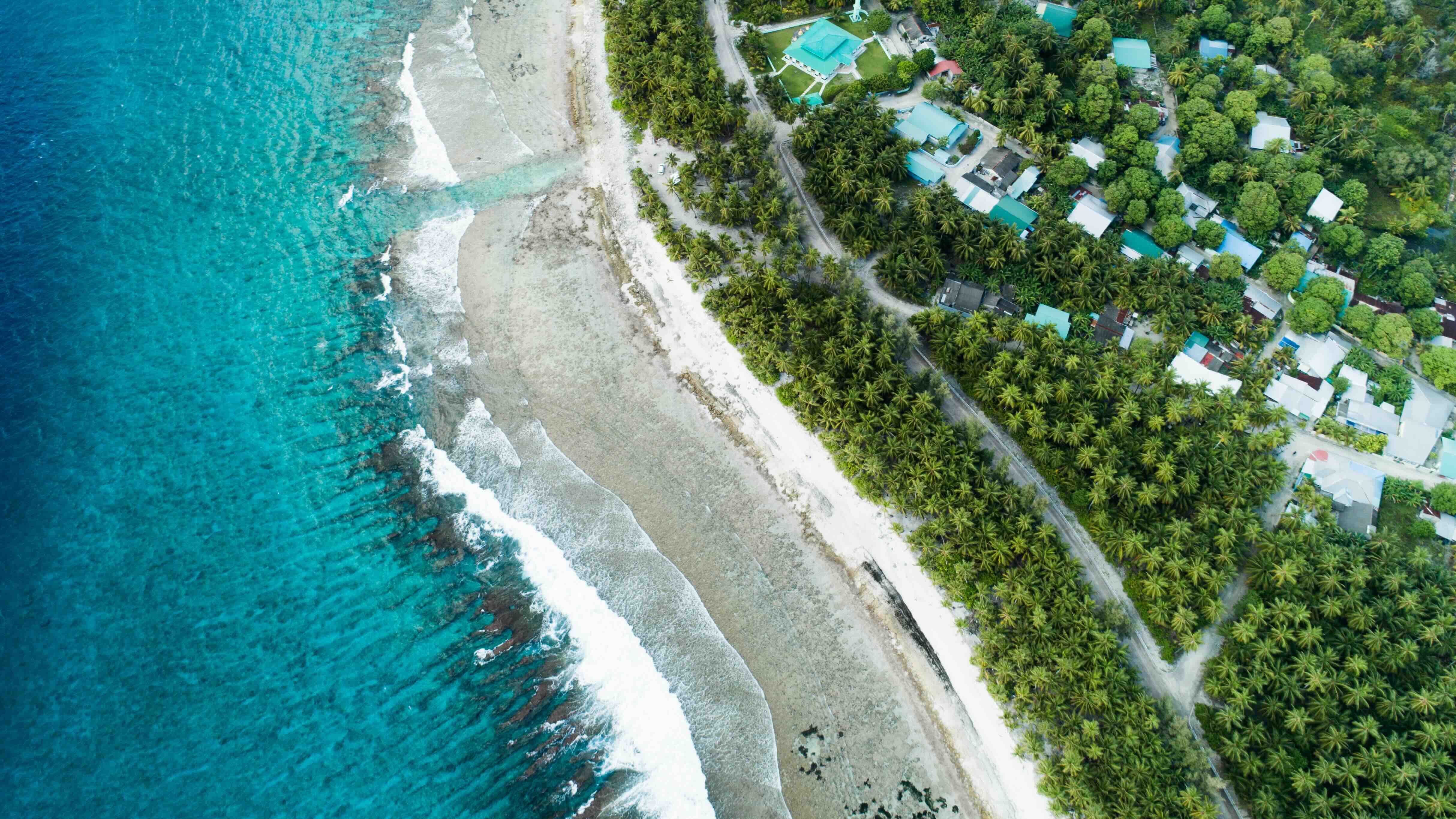 Beachfront vs. Hillside Properties in Limassol: Microclimate, Saline Corrosion, and Maintenance